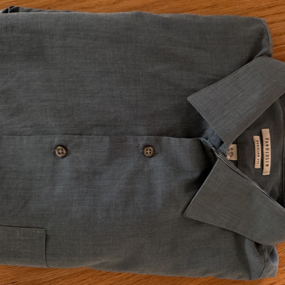Men’s Regular Fit Buttom Down long sleeve Shirt
